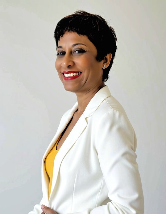 Marie-Elmège Tink Long Ki, racines locales, impact global